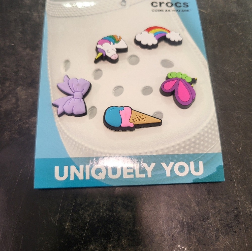 Croc charms